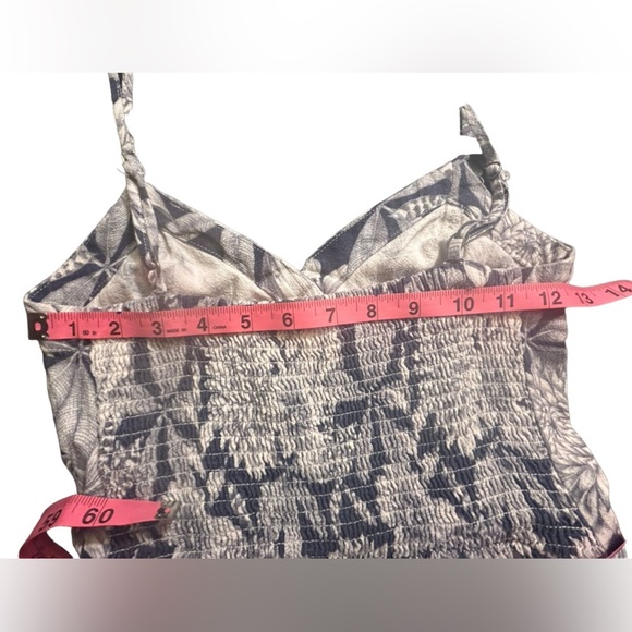 5 Aeropostale Juniors Floral Spaghetti Strap Faux Wrap Button Romper Small - Picture 10 of 16